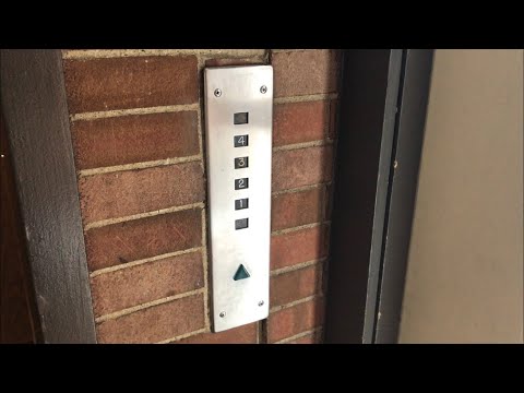 Vintage G&S Hydraulic Elevator - Chicago, IL.