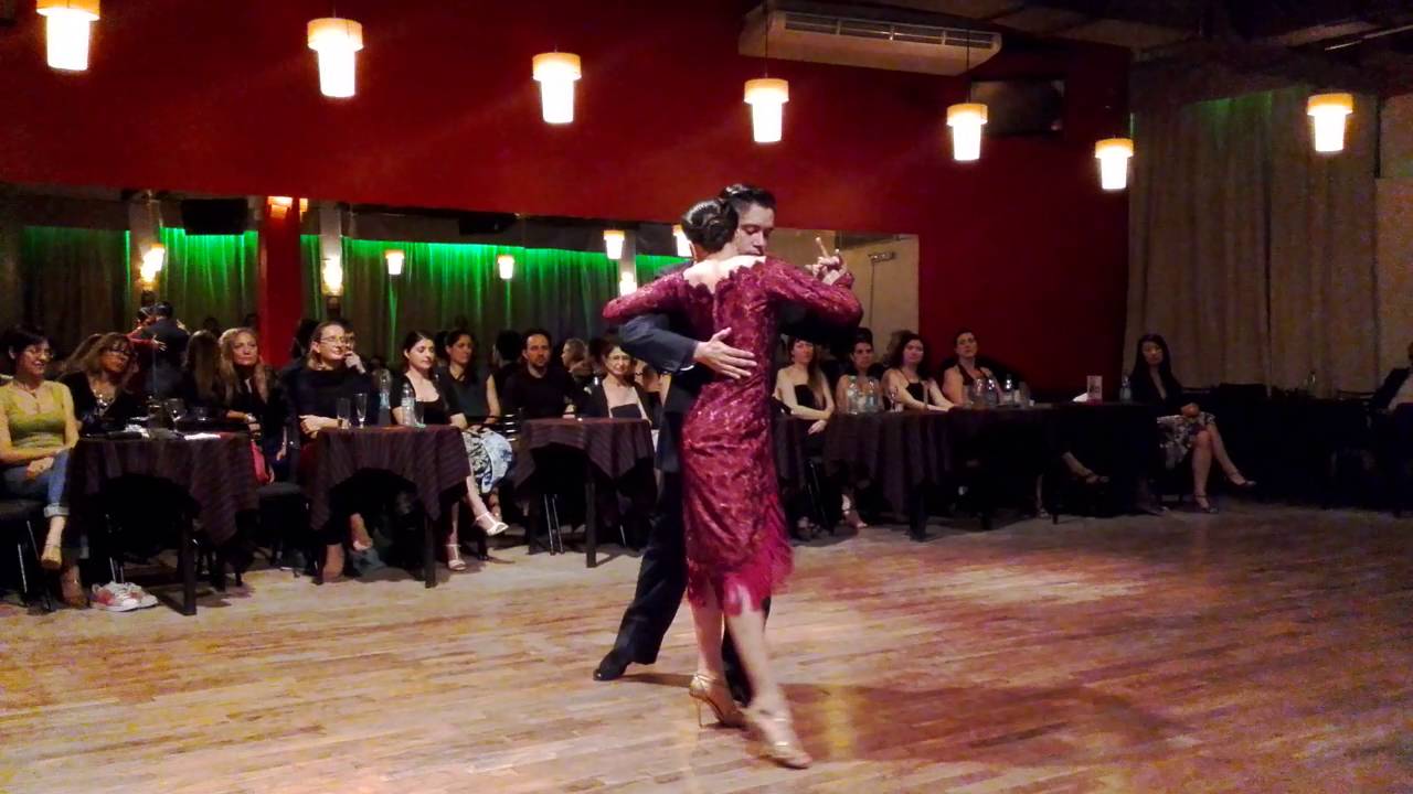 Cinthia Díaz y Bruno Mayo- MIlonga EL Beso (Cuartito Azul-Francisco Canaro)