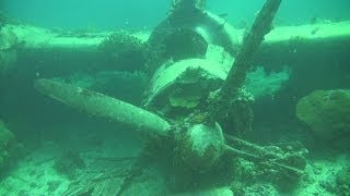 preview picture of video 'Underwater video of a sunken Emily Flying Boat'