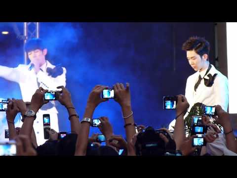 110430 2AM @ Eastwood