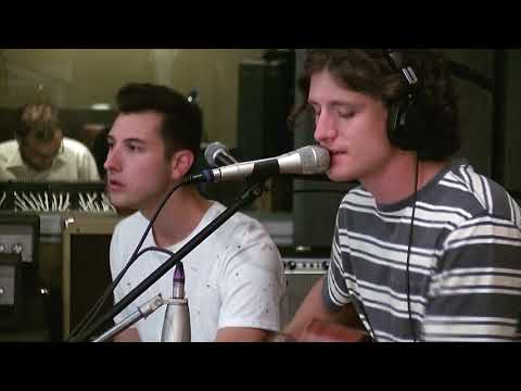 Groovin That Feel Good Song - Yam Haus