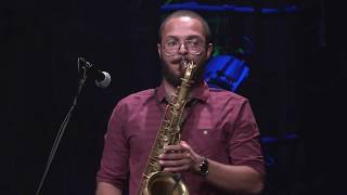 Surpresa - Hermeto Pascoal [SAX SOLO]