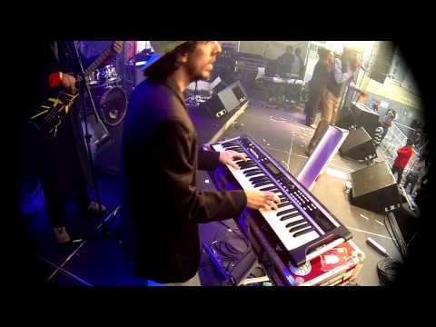 Leões de Israel - Don't Give Up + Etnia (Virada Cultural, São Paulo/SP, 21/06/2015)