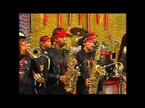 CHICOS DE BARRIO EN MQB EL LA ENGAÑO Y LA ISLA BONITA