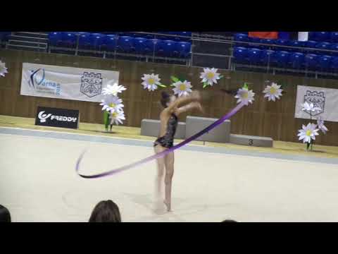 Руми и Албена 2019, Адриана Ангелова, лента