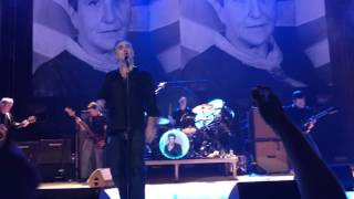 All the lazy dykes -Morrissey live