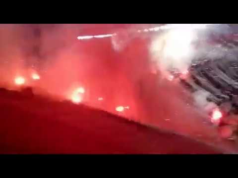 "Recibimiento inolvidable - River vs Santa Fe - Recopa Sudamericana 2016" Barra: Los Borrachos del Tablón • Club: River Plate