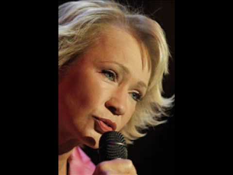 Udvaros Dorottya: A vendég