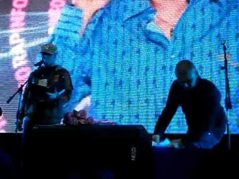 Dino MC 47 и ST исполнили лучшее из RapInfo. Видео с концерта