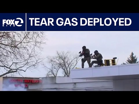 Federal agents shoot tear gas at Portland anti-ICE protests | West Coast Wrap