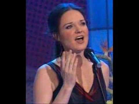 Alenka Gotar Cvet z juga