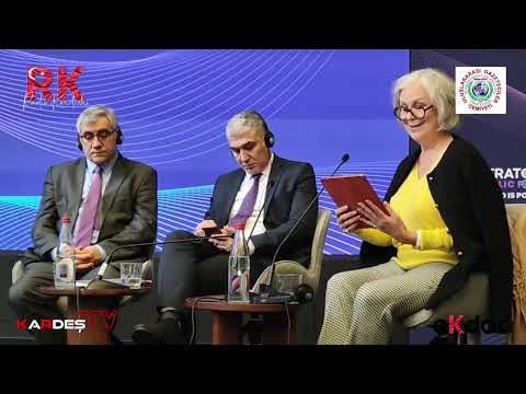 Ellen Wasylina en conférence à Paris: Un Monde plus Juste est Possible