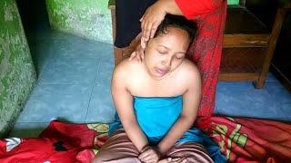 Download lagu Pijat tradisional ibu muda seluruh badan mp3