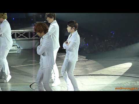 [fancam] 110226 SS3 Manila - Sorry Sorry remix (Ryeowook focus)