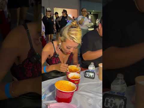 Spicy Korean Noodle Eating Contest @RainaHuang