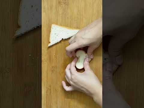 Heart Shapes Bread ❤️ #shorts #tricks #creative #unique #viral #strategy #shetusuniverse #trending