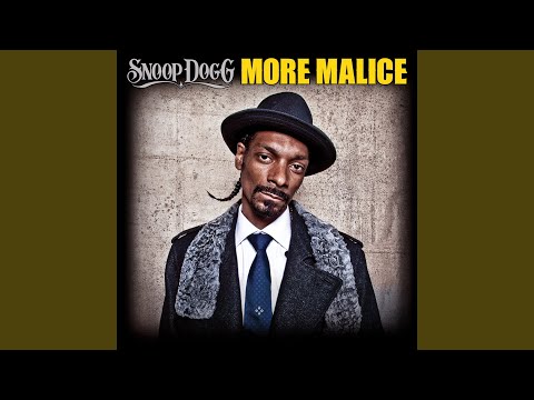 Videoclip de That Tree (feat. Kid Cudi) — Snoop Dogg