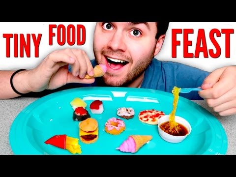 TINY FOOD FEAST - DIY Mini McDonalds, Ramen, Pizza, Sushi! HOW TO POPIN COOKIN