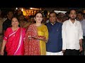 Mukesh Ambani Family Offer Prayers At Siddhivinayak Temple OneIndia News