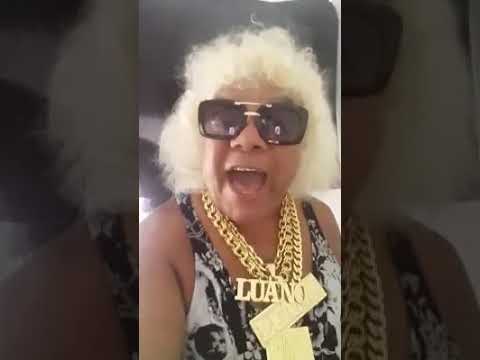 Pau mandado da mulher