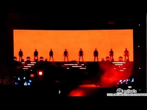 121123 SMTOWN LIVE IN SG - Superman
