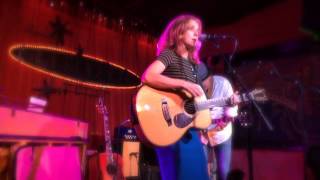 Patty Griffin- Gunpowder