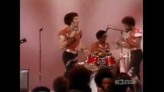 The Commodores - Just To Be Close to You - Soul Train 1977