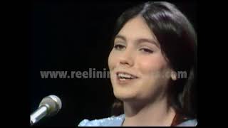 Emmylou Harris  &quot;I&#39;ll Be Your Baby Tonight&quot; LIVE 1970  Reelin&#39; In The Years Archives