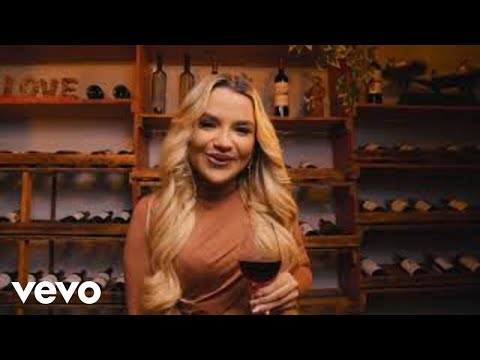 Liene a Rainha - Pouca Roupa