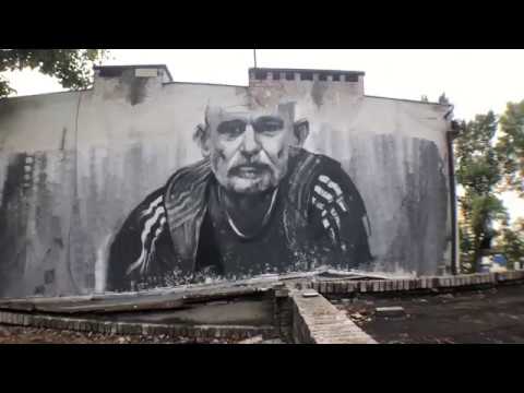 Pogrzeb Roberta Brylewskiego i mural Bruno Althamera // Polska Kronika Komórkowa