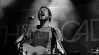 Frank Turner: Smiling at Strangers on Trains