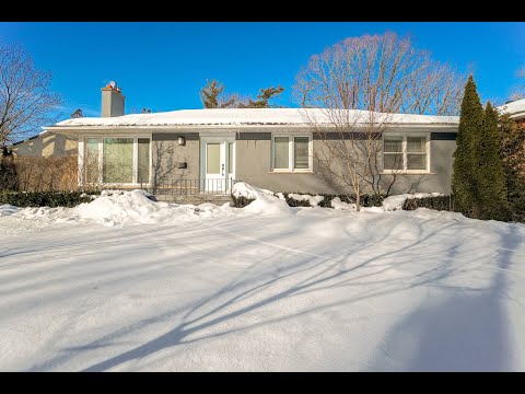 43 South Forster Park Drive, Oakville Home for Sale by Tav Schembri