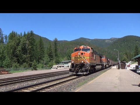 Silent Fail as BNSF C44-9W 5489 Leads Loaded Grain Express on 6/26/22
