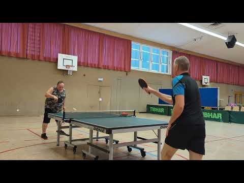 Materialspezialist Spectre 0,5 + Dr.  Neubauer Bloodhound