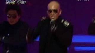 RAIN dance w Clon in the music video festival 2003