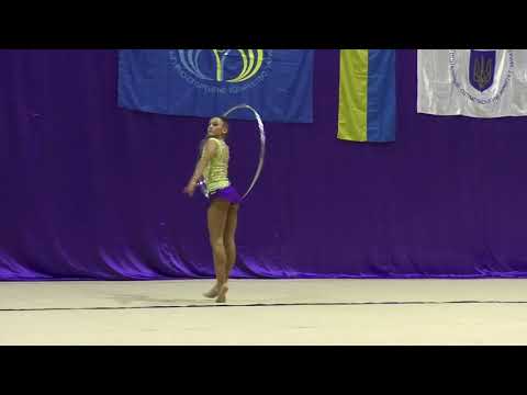 Марчук Дар’я 2005 обруч