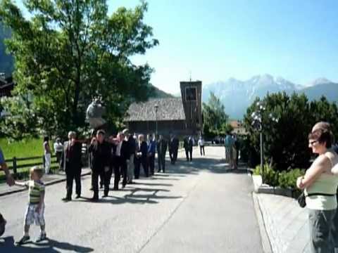 Dolomieten Niederrasen _processie