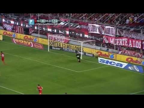 Buena respuesta de Rodríguez. Independiente 0 - Vélez. Fecha 3. Torneo Primera División 2014. FPT