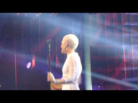 Jessie J - Daydreaming (HD) - Roundhouse - 23.09.13