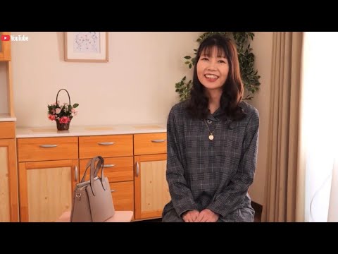 [Married Woman Documentary] Akari, 54 years old, a mother of one, celebrating her 30th wedding an...