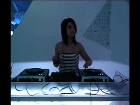 Lola Palmer @ RTS.FM - 08.04.2011