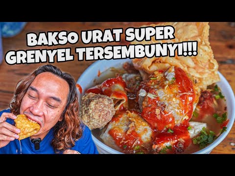 TERKUAK! BAKSO URAT SUPER GRENYEL MANDI CABE TERSEMBUNYI DI FOOD COURT SEPI