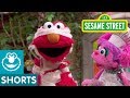 Sesame Street Elmo And Abby Play Dress Up