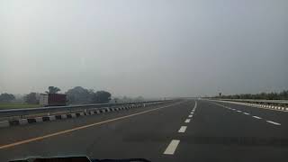 preview picture of video 'Lucknow to Agra expressway day'