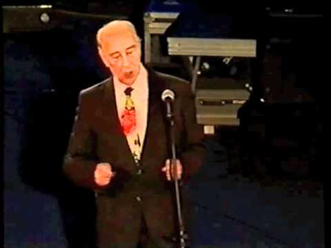 Giustino Durano - Ariston di Sanremo (1/4)