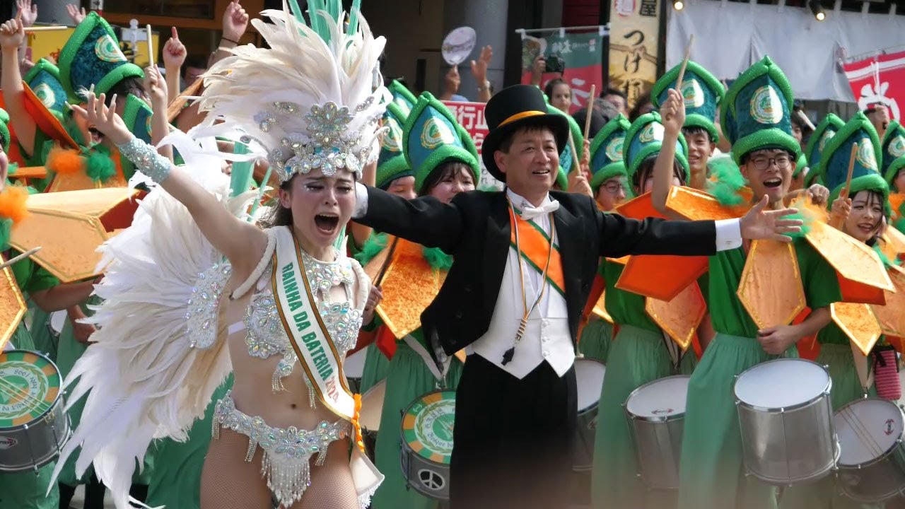 最後の浅草サンバカーニバル　パレード・フィナーレ！！自由の森学園サンバ音楽隊