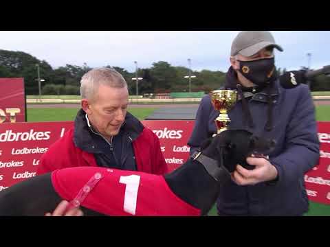 2020 LADBROKES PUPPY CUP FINAL - T1 HOLDEM LAUREN