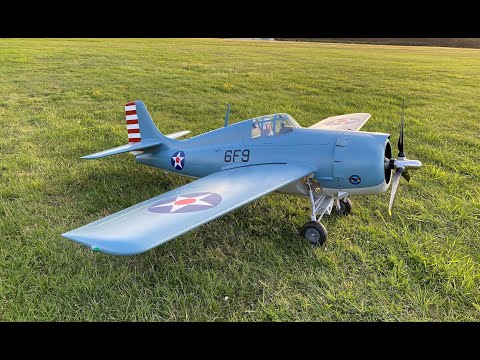 Giant Scale RC Model Grumman Wildcat F4F Moki 180ccm³