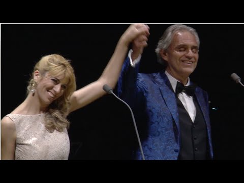 Can't Help Falling in Love - Ilaria Della Bidia and Andrea Bocelli live in Prague