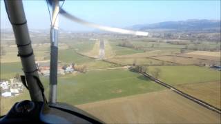 preview picture of video 'Cyclone AX2000 Microlight  Landing at Welshpool Airfield'